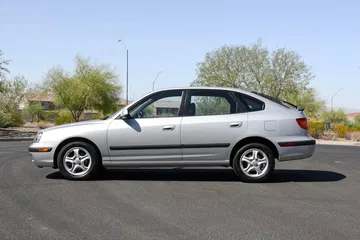 Hyundai Elantra Pocos Km 6