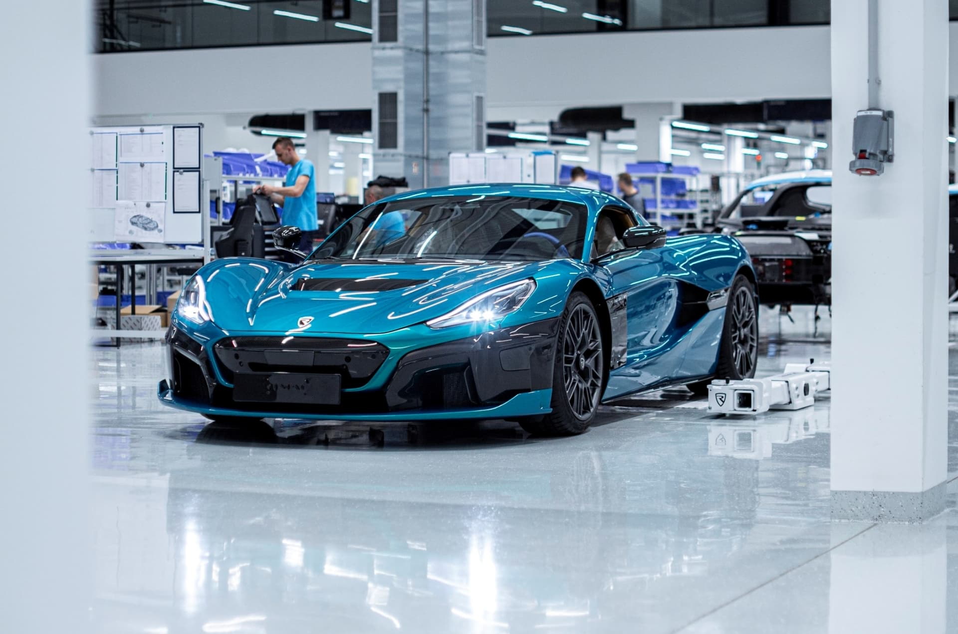 Rimac Nevera 2022 12