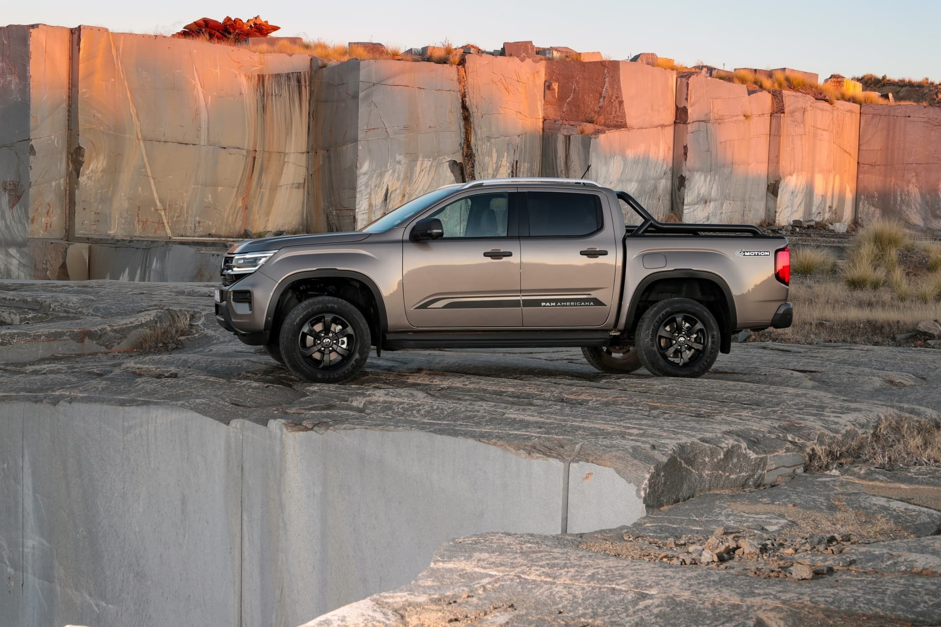 Volkswagen Amarok 2023 84
