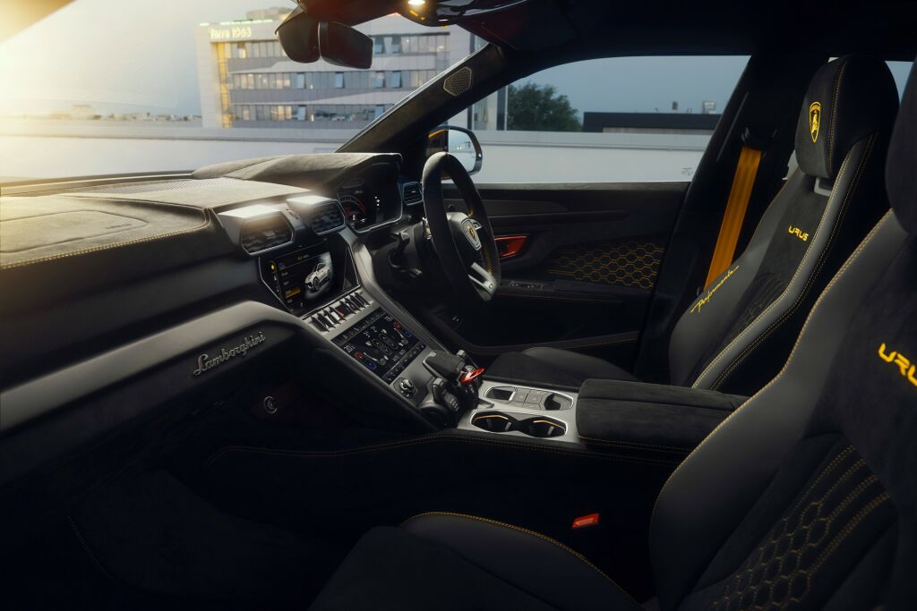 lamborghini-urus-performante-noresizing-12-63035cc6a1a14-1024x683.jpg