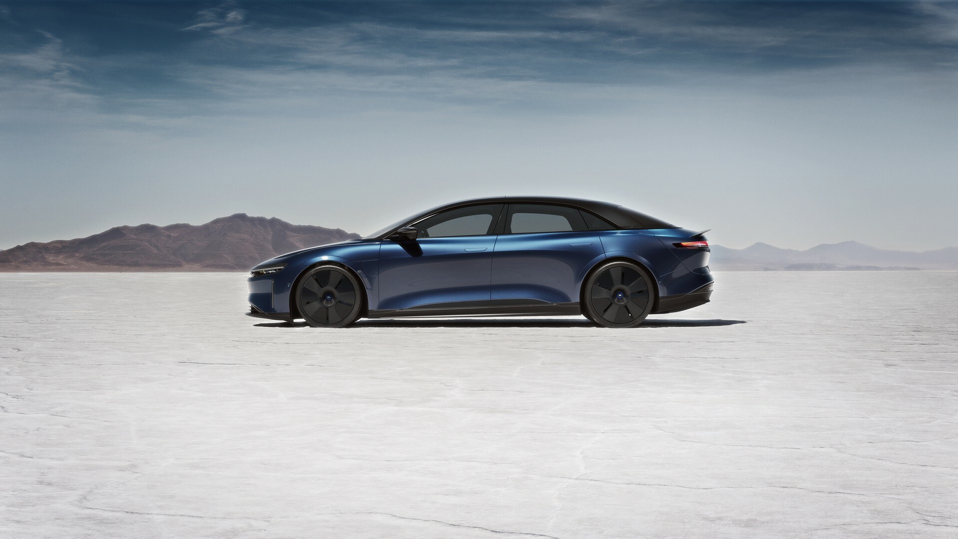 Lucid Air Sapphire 19