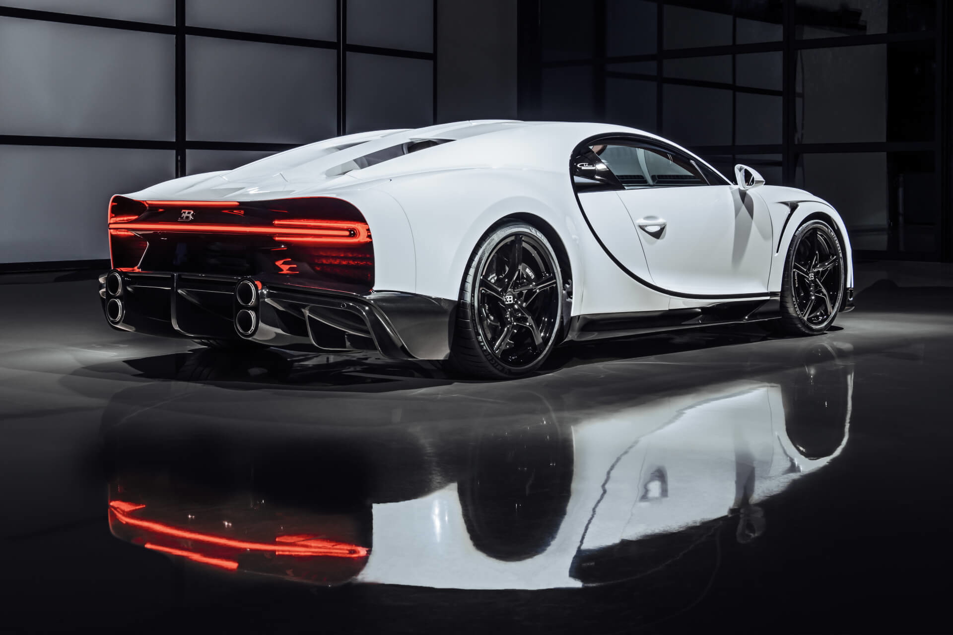 Motor W16 Bugatti 17