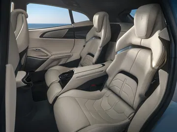 Ferrari Purosangue 2023 38