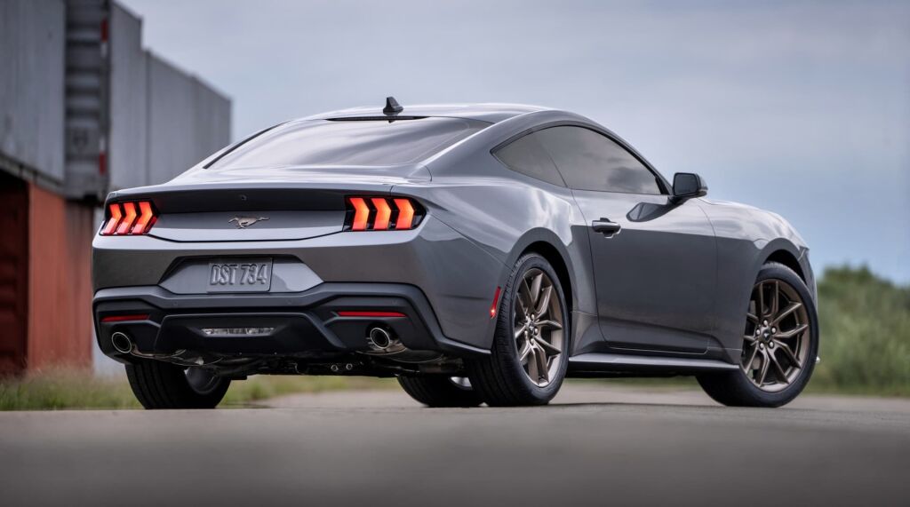 ford-mustang-2024-16-6322c6c37bda7-1024x571.jpg