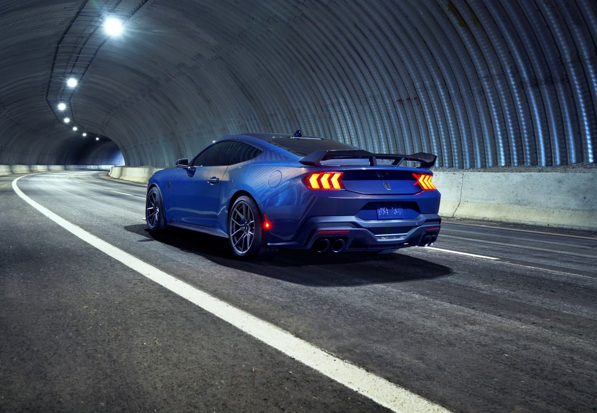 Mustang Dark Horse