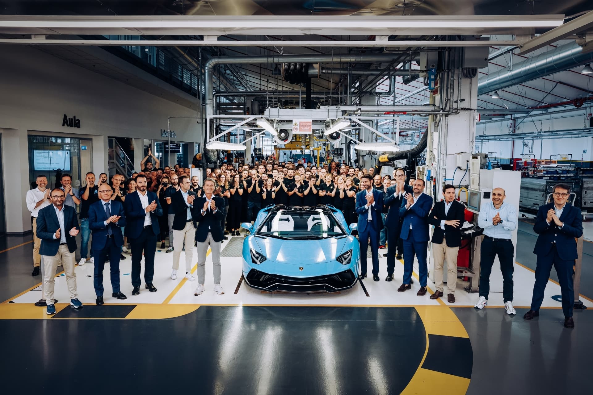 Lamborghini fa l’ultima Aventador… per la seconda volta