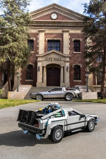 Lego Delorean 2022 26