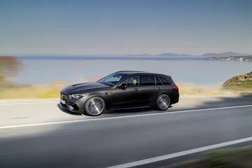 Mercedes Amg C 63 S E Performance Limousine Und T Modell // Mercedes Amg C 63 S E Performance Sedan And Estate