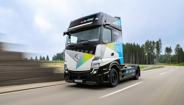 Mercedes Benz Eactros Longhaul Mercedes Benz Eactros Longhaul