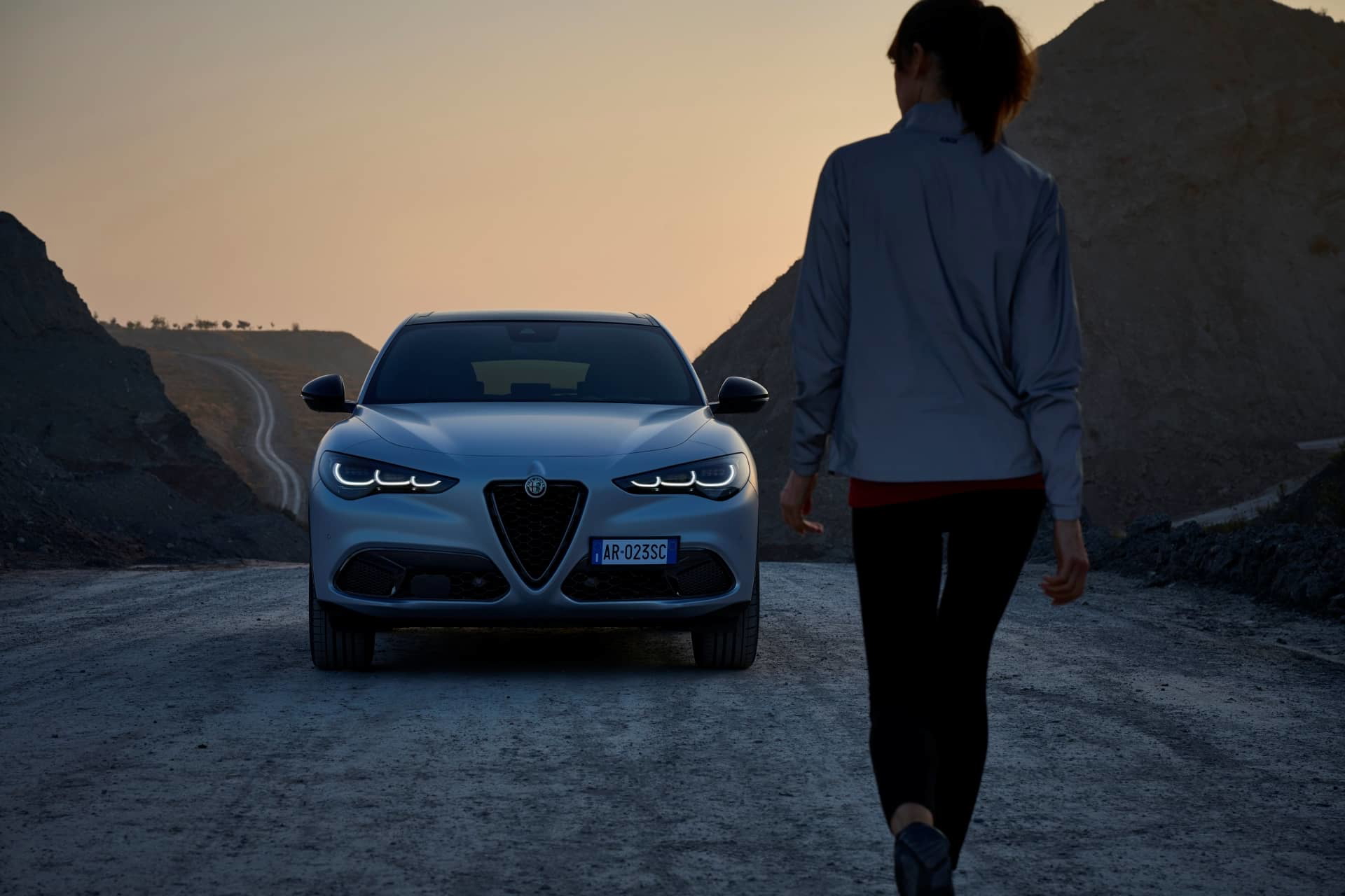 Alfa Romeo Giulia Stelvio 2023 07