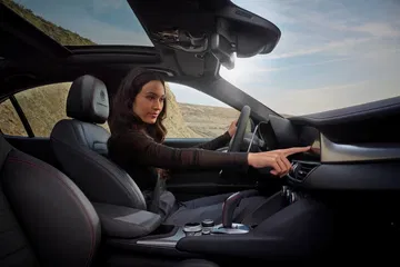 Alfa Romeo Giulia Stelvio 2023 19