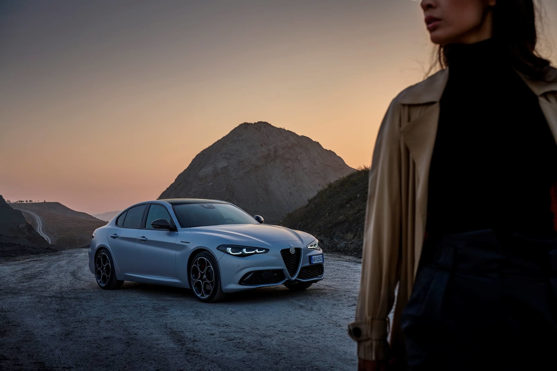 Alfa Romeo Giulia Stelvio 2023 26
