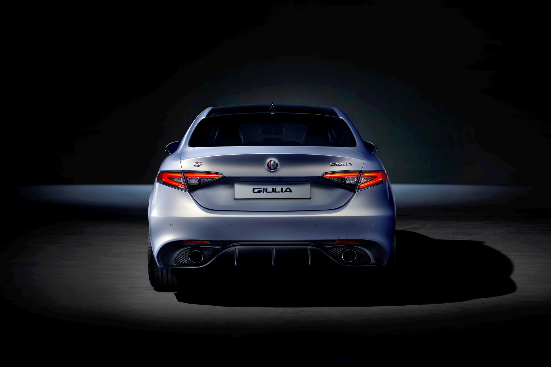 Alfa Romeo Giulia Stelvio 2023 48