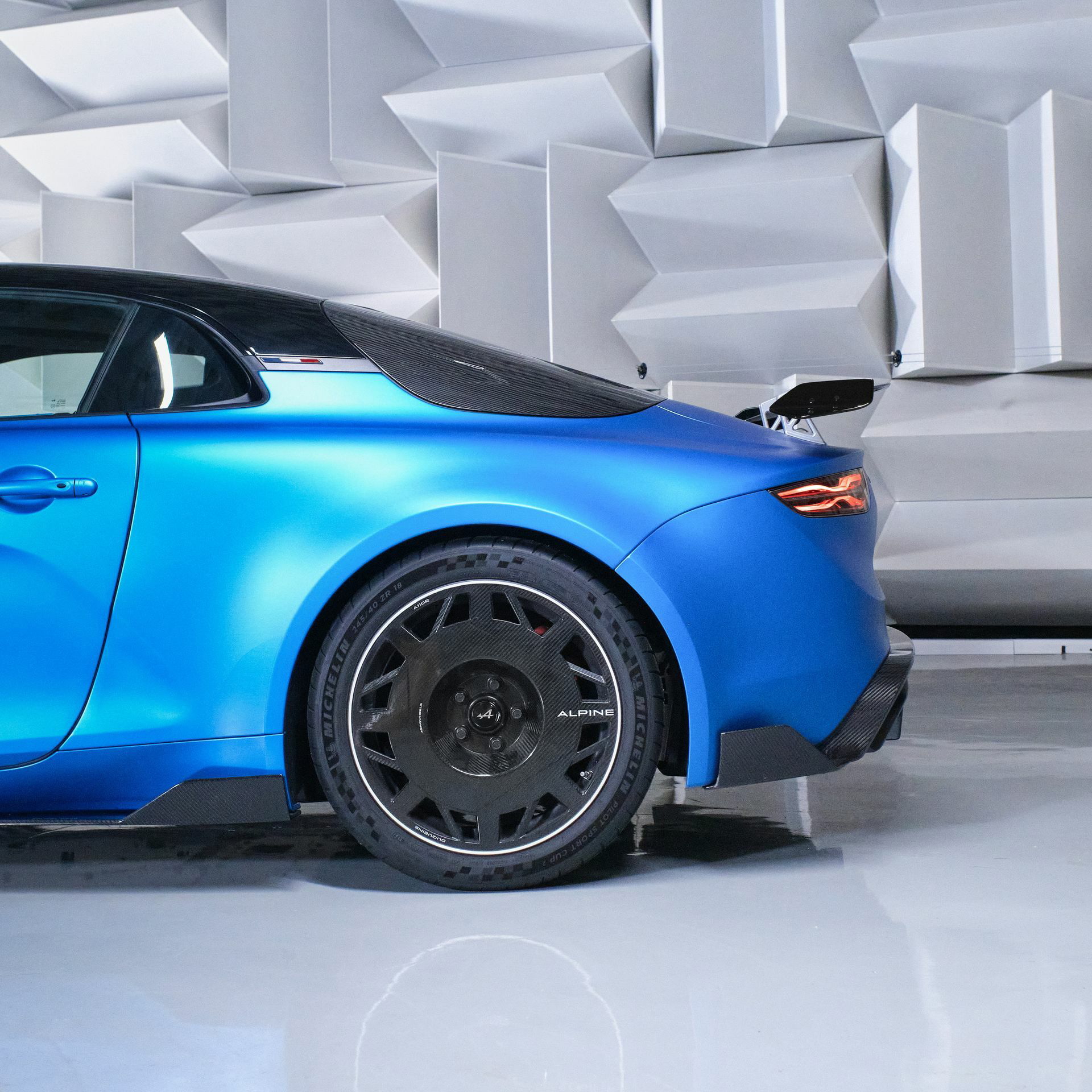 Alpine A110r