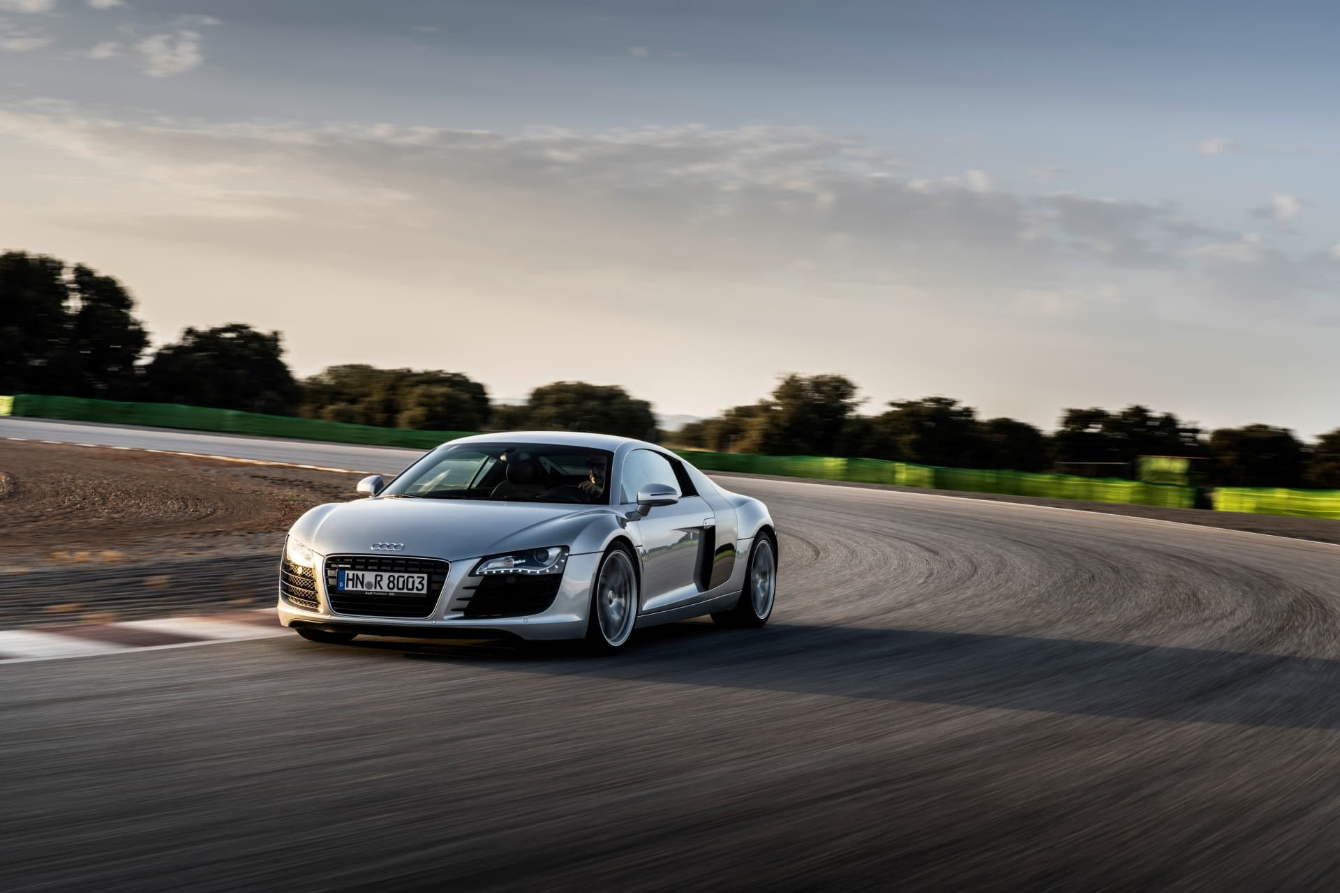 Audi R8 5.2 Fsi Quattro (1st Generation)