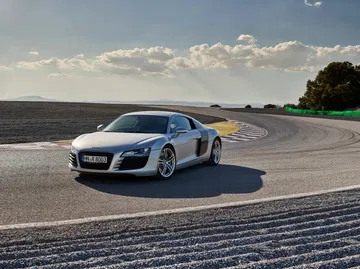 Audi R8 5.2 Fsi Quattro (1st Generation)