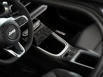 Jeep Avenger 2023 38