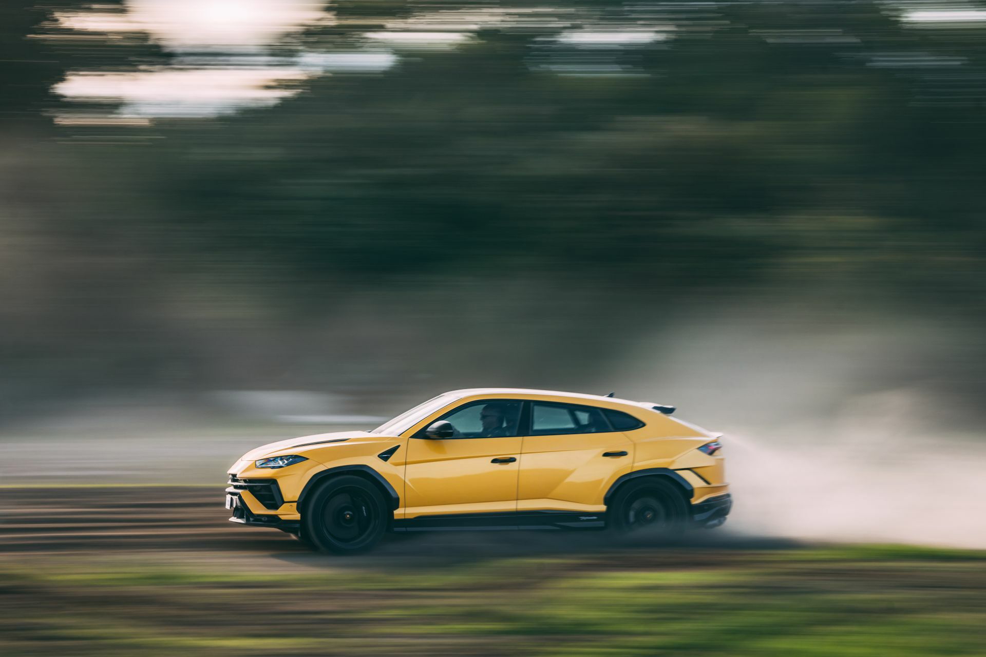 Lamborghini Urus Performante Rally 11