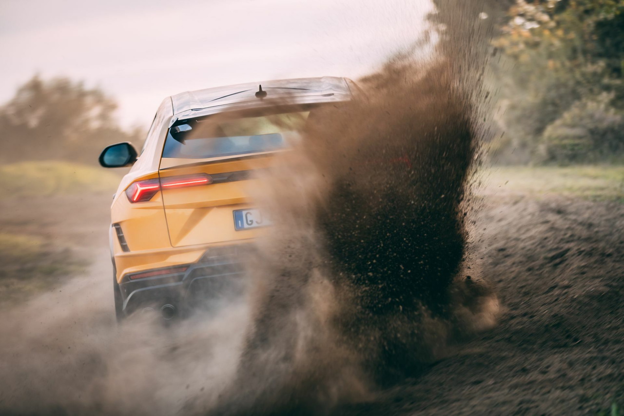 Lamborghini Urus Performante Rally 2