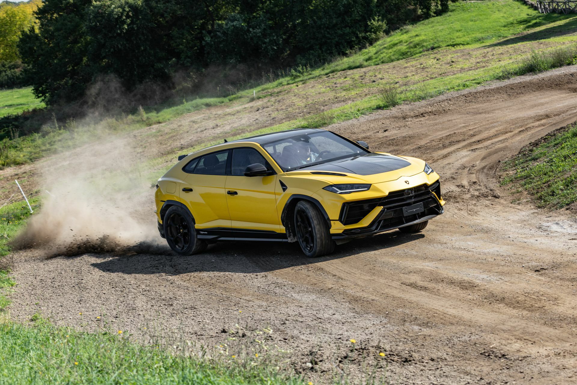 Lamborghini Urus Performante Rally 31
