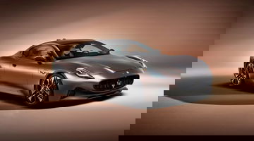 Maserati Granturismo 2023 1022 01
