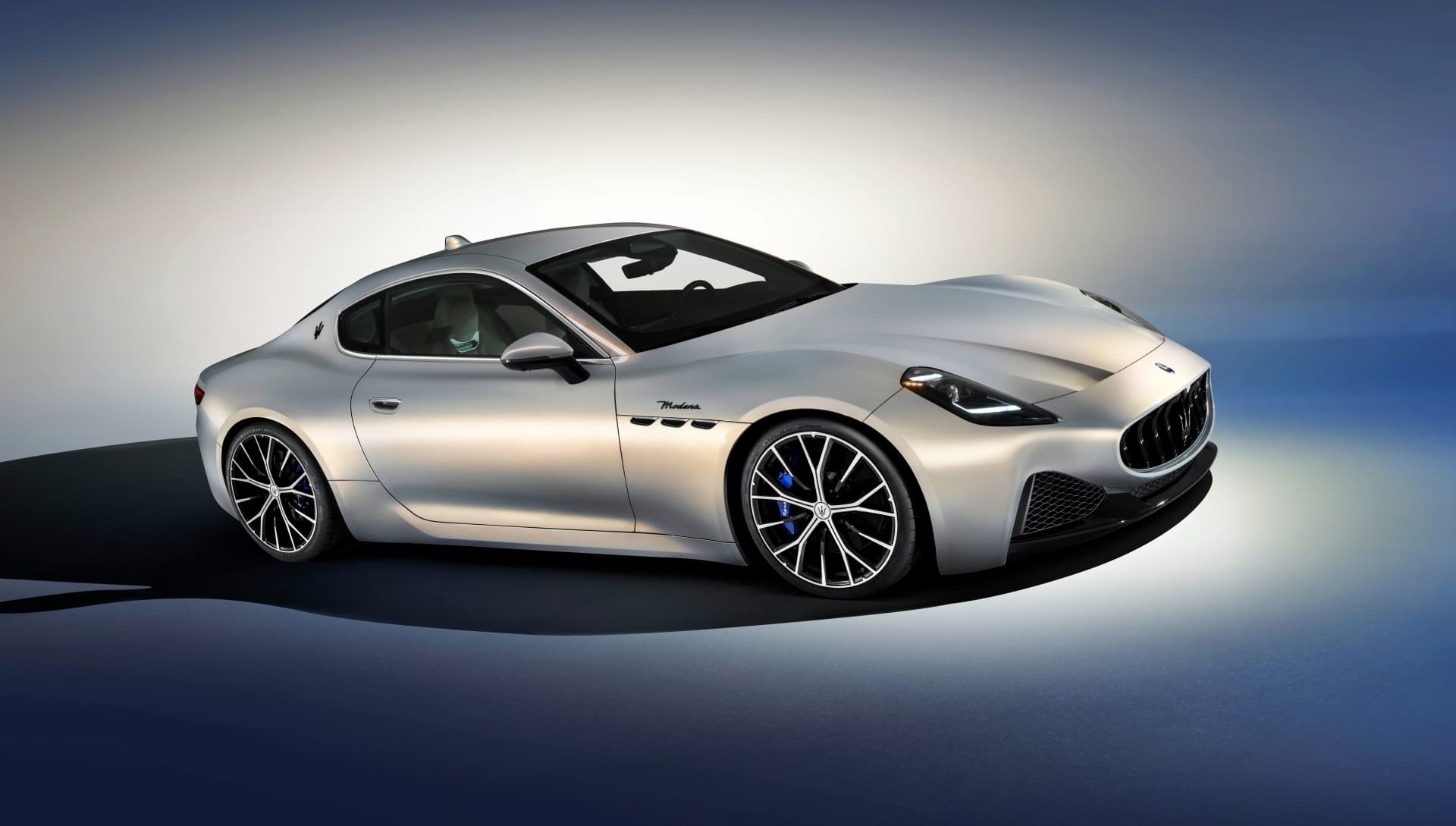 Maserati Granturismo 2023 1022 03