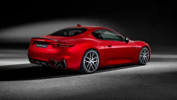 Maserati Granturismo 2023 1022 07