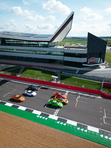 Porsche 911 Gt3 Rs 992 Silverstone 19