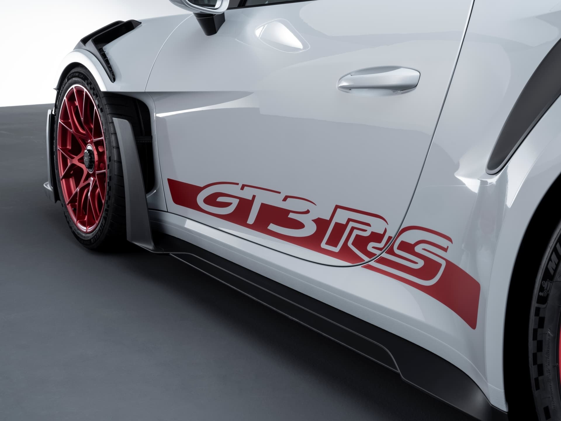 Porsche 911 Gt3 Rs 992 Silverstone 37