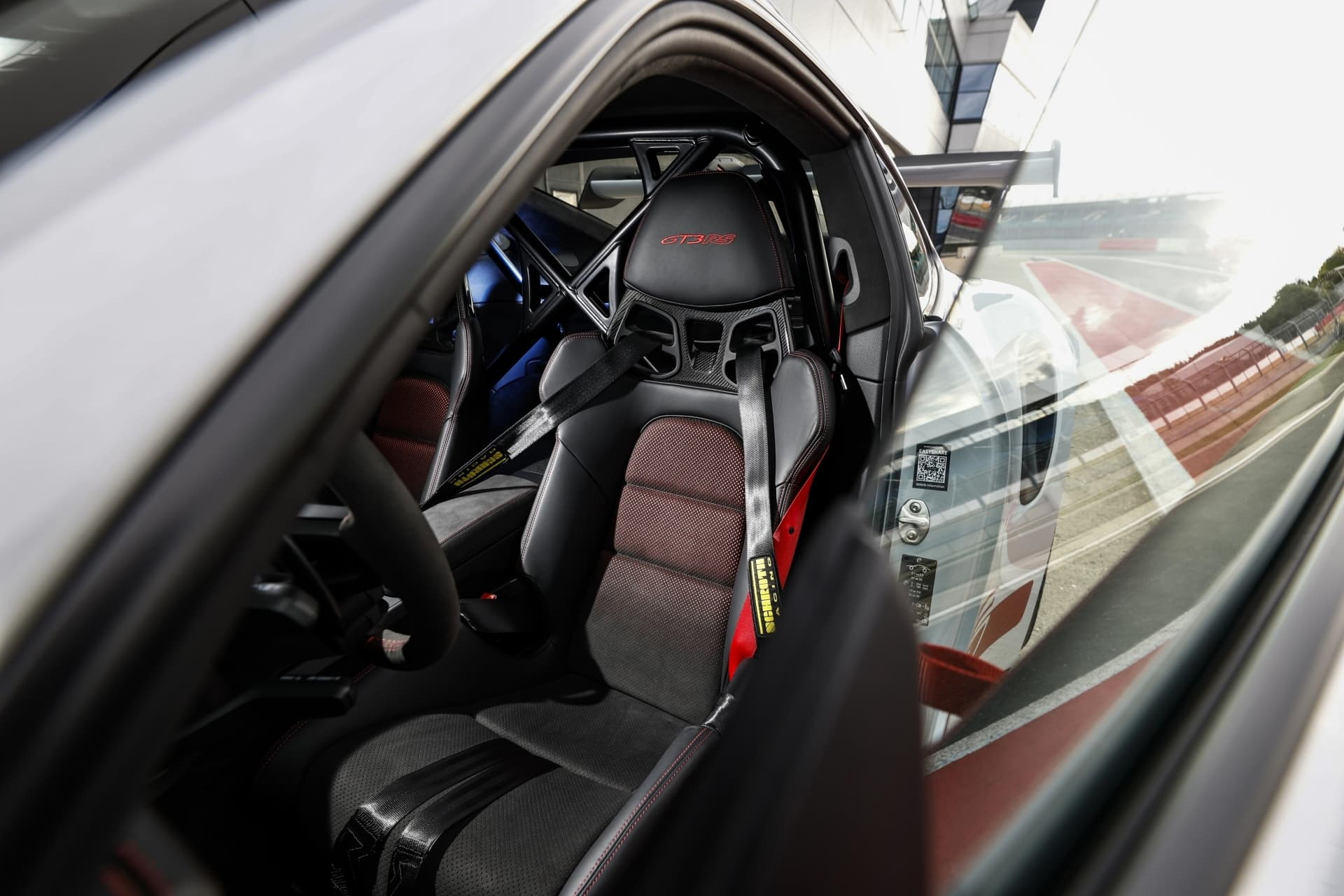 Porsche 911 Gt3 Rs 992 Silverstone 46