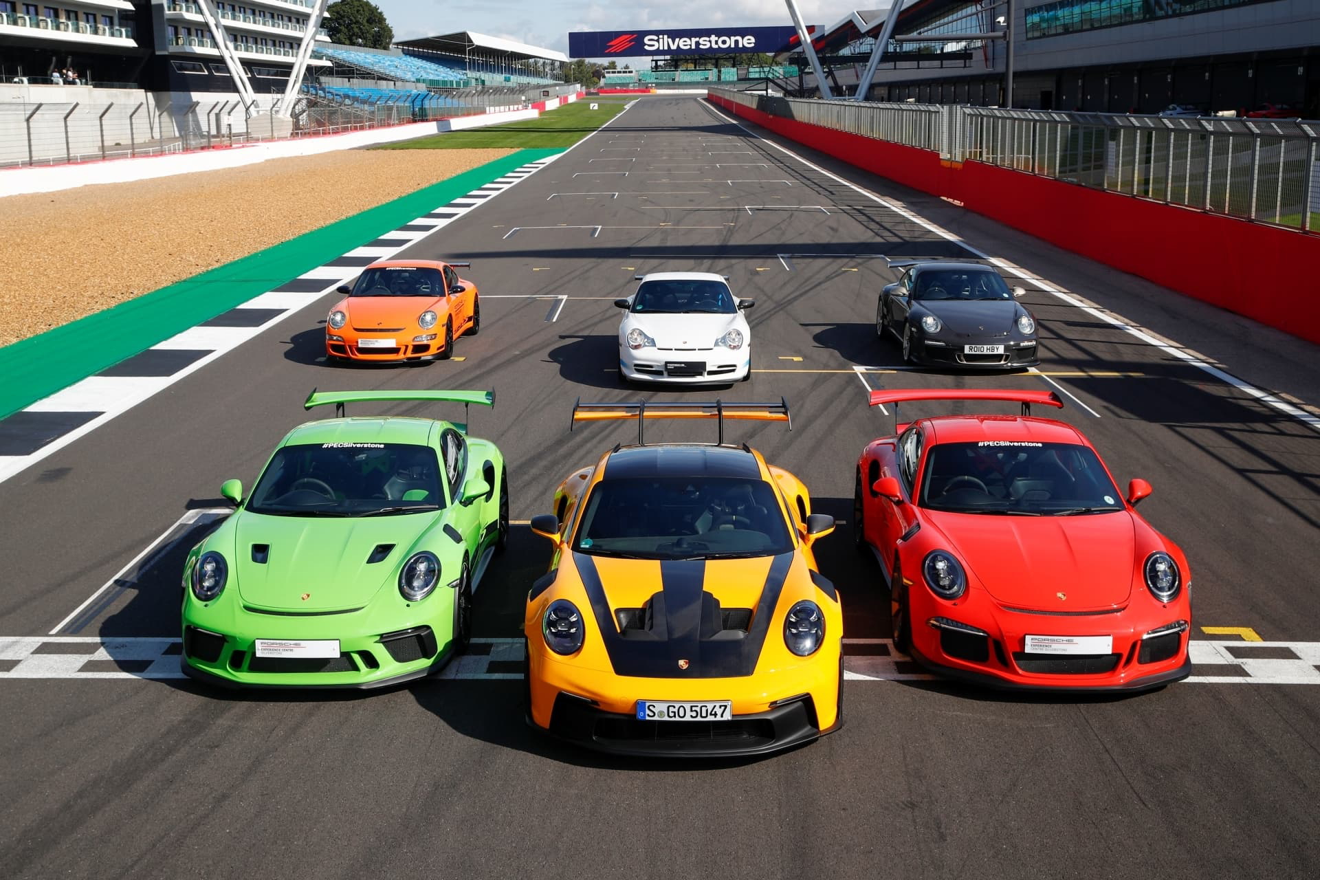 Porsche 911 Gt3 Rs 992 Silverstone 63