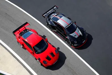 Porsche 911 Gt3 Rs 992 Silverstone 64
