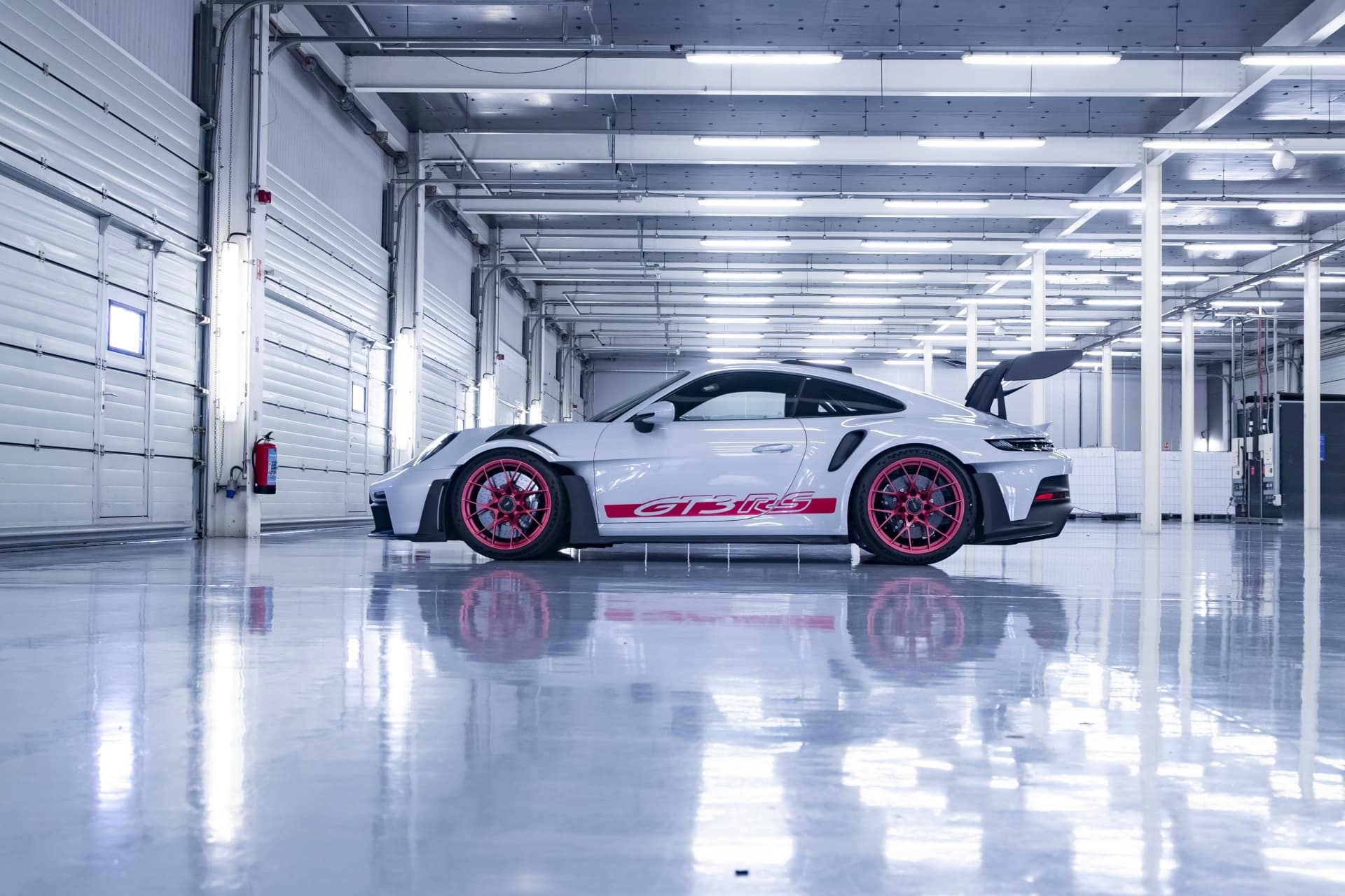 Porsche 911 Gt3 Rs 992 Silverstone 65