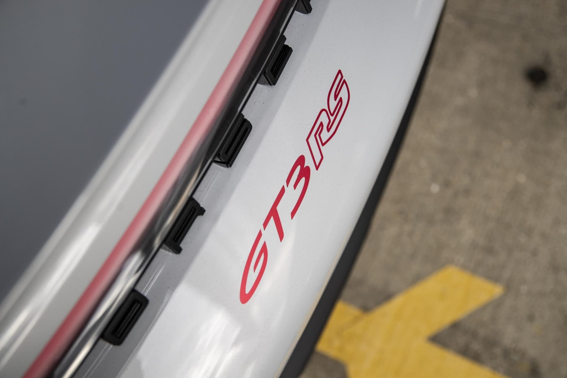 Porsche 911 Gt3 Rs 992 Silverstone 67