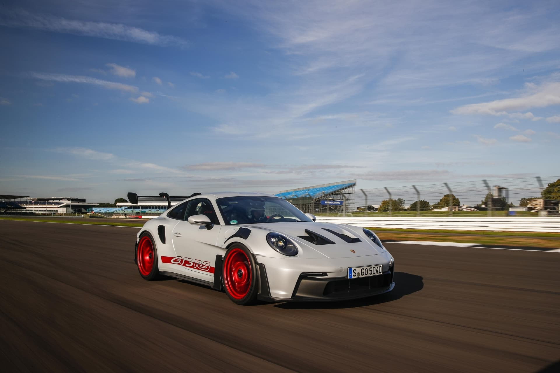 Porsche 911 Gt3 Rs 992 Silverstone 78