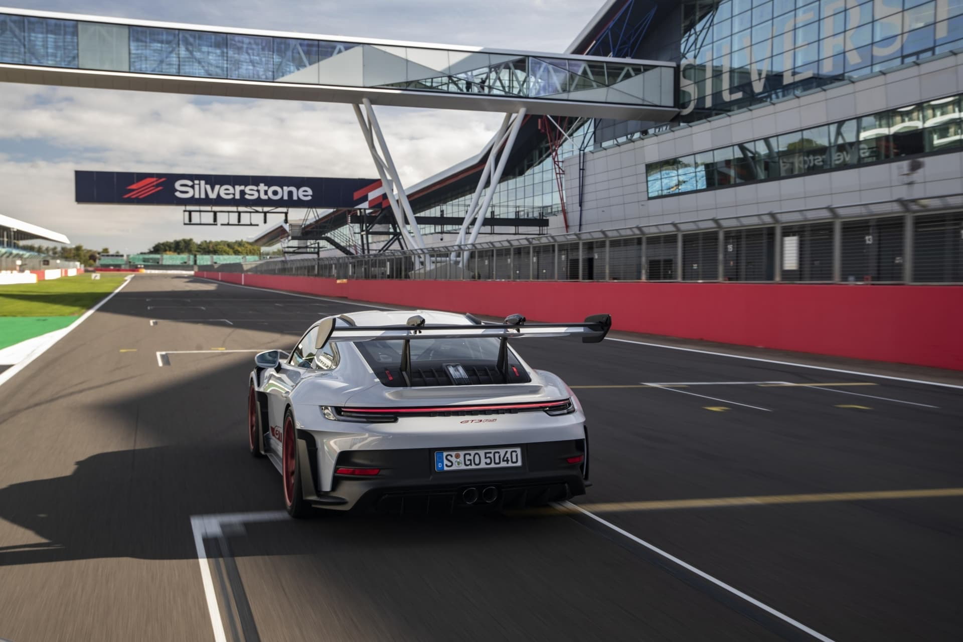 Porsche 911 Gt3 Rs 992 Silverstone 98