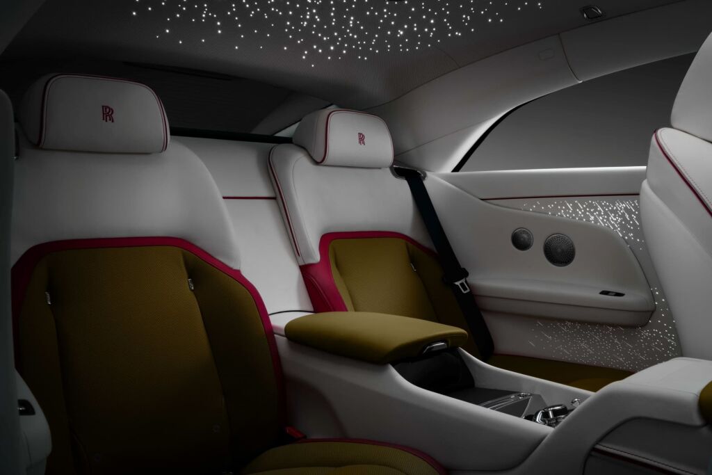 rolls-royce-spectre-2023-17-634eaa3e3f546-1024x683.jpg