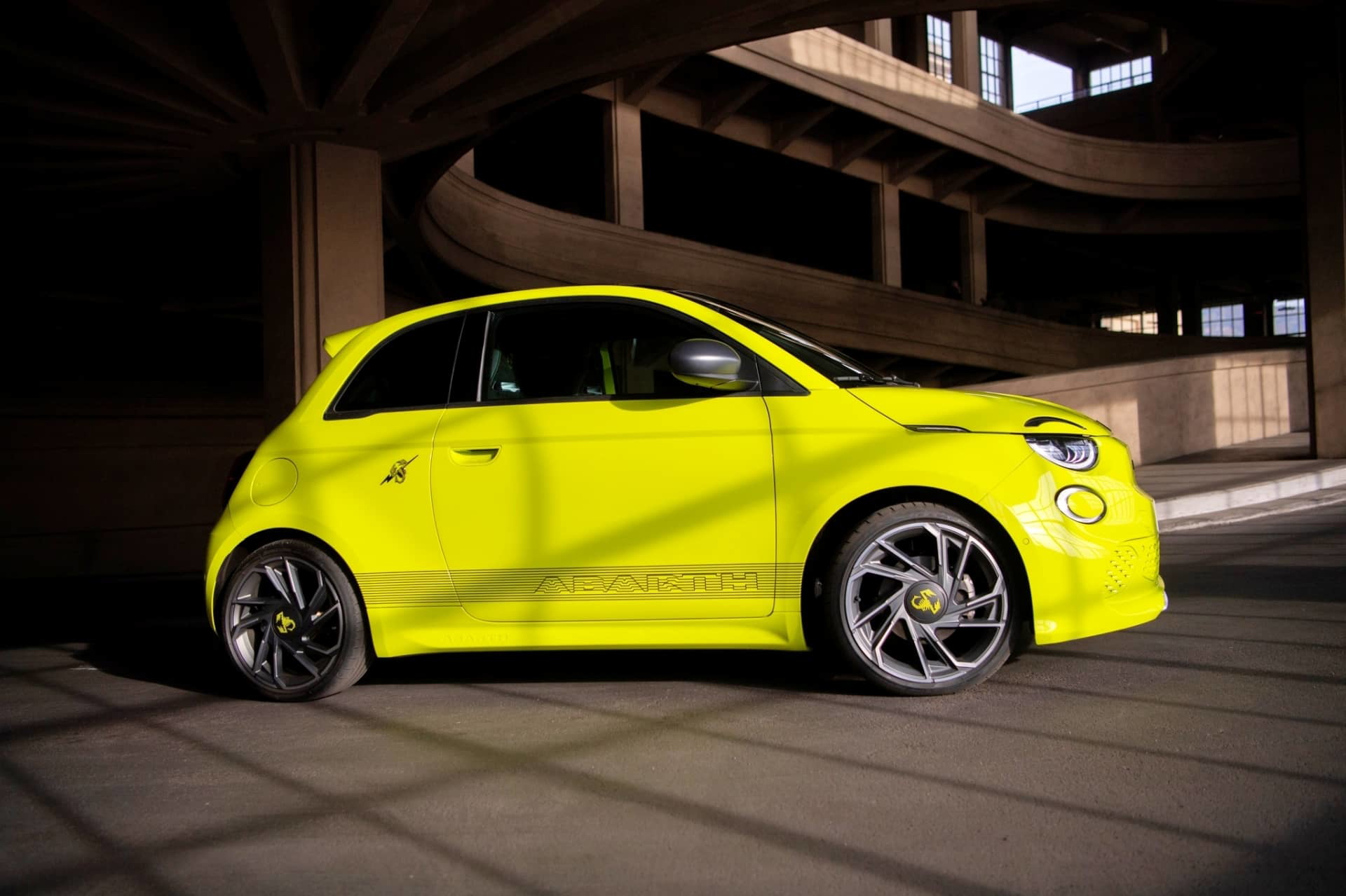Abarth 500e 2023 15