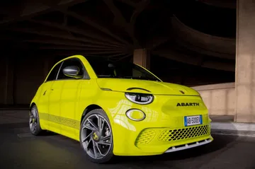 Abarth 500e 2023 16