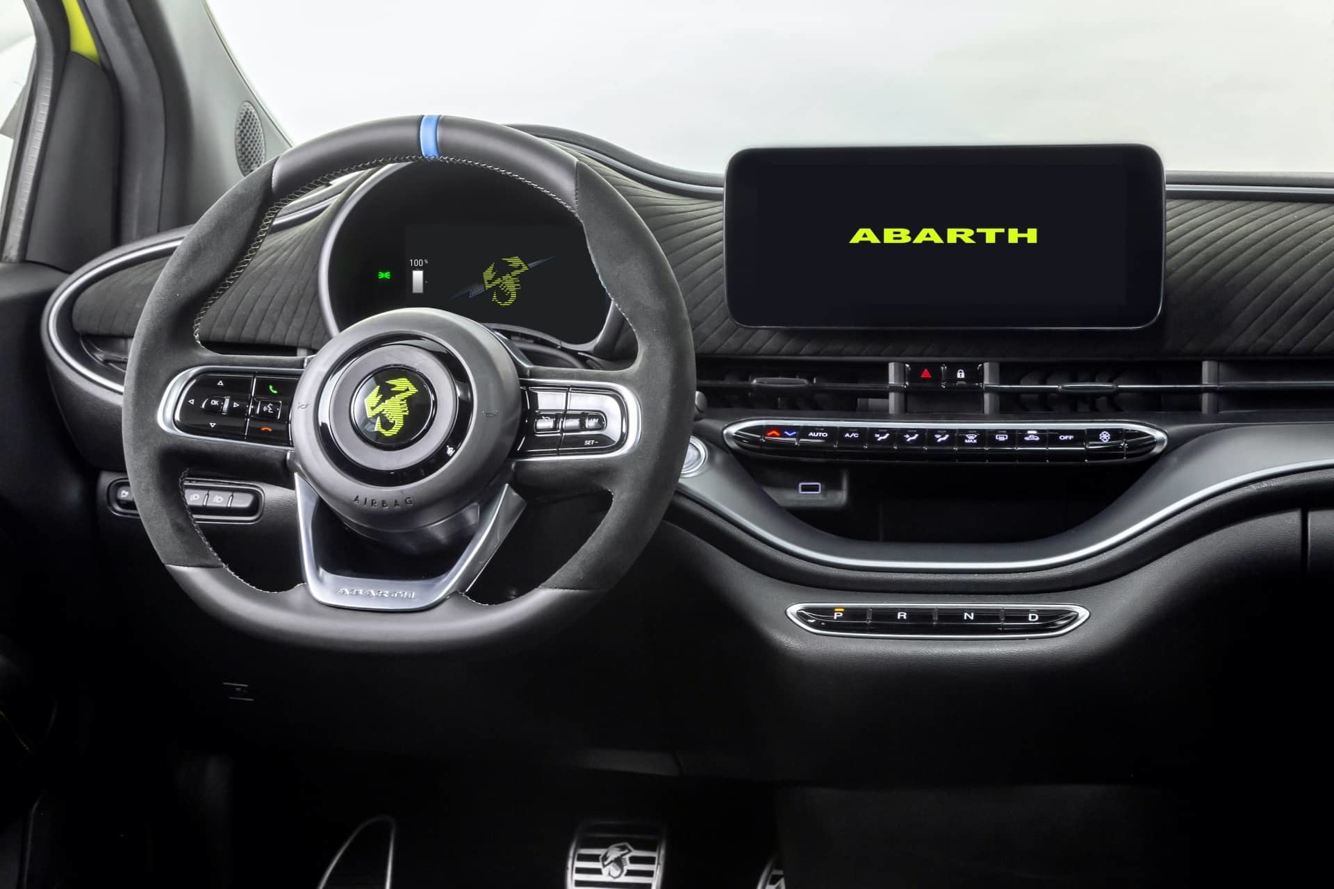 Abarth 500e 2023 35
