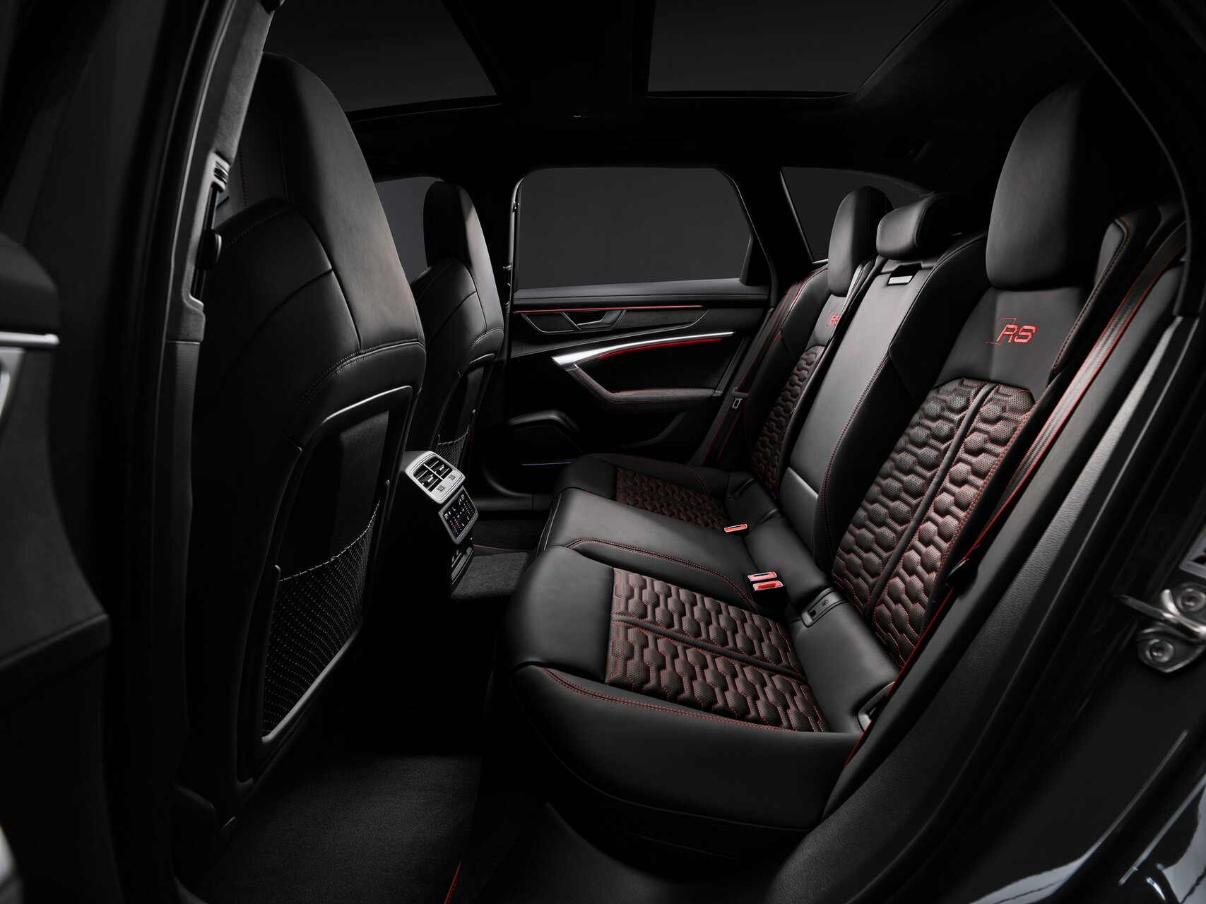 Audi Rs6 Avant Performance 11