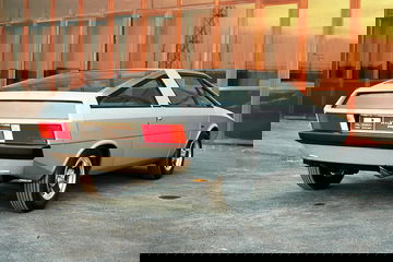 Hyundai Pony Coupe 04