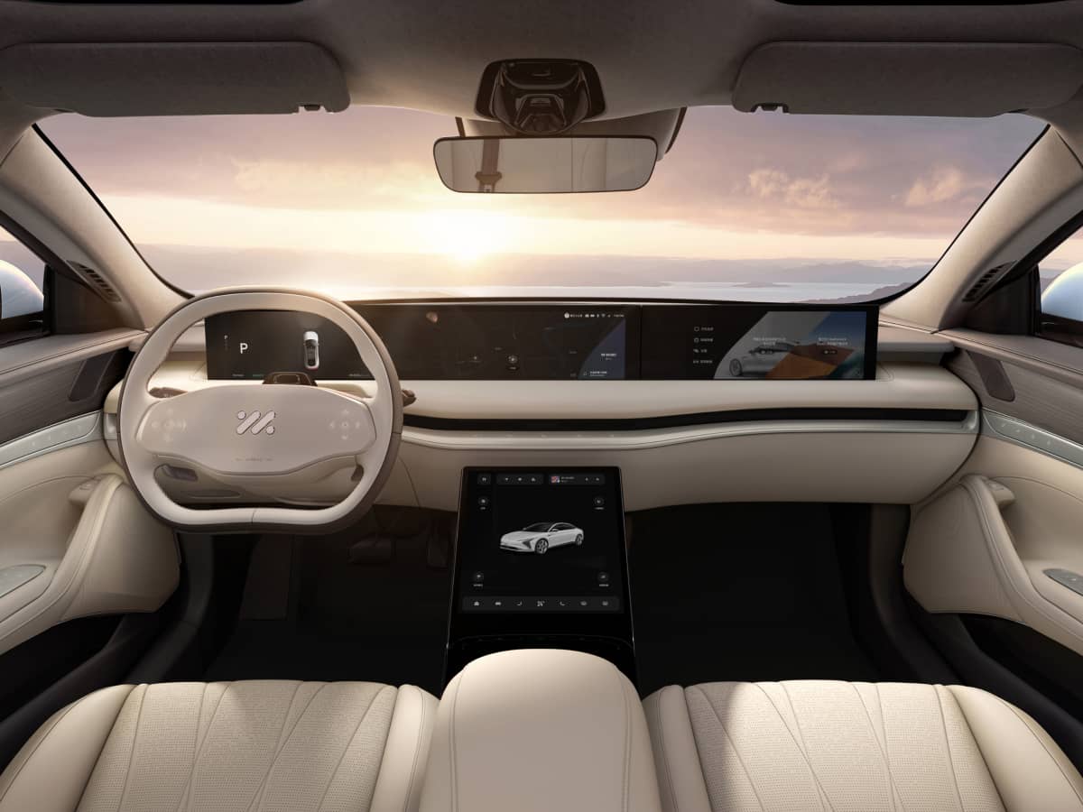 Im Motors L7 Interior