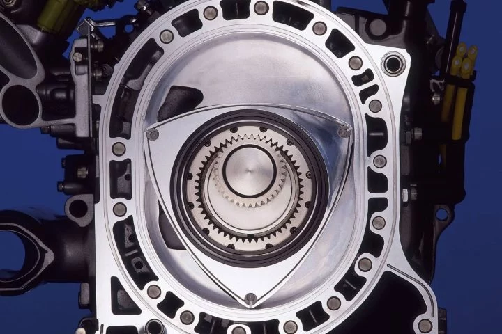 Motor Rotativo Mazda 03