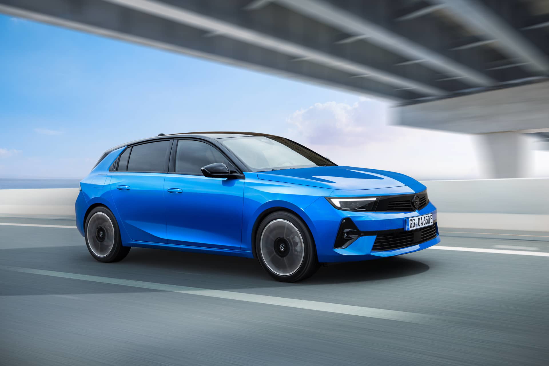 Opel Astra Electrico 2023 03