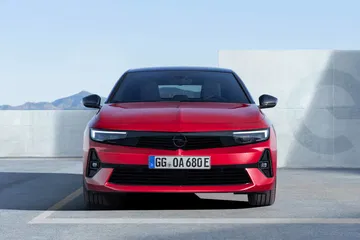 Opel Astra Sports Tourer Electrico 2023 01