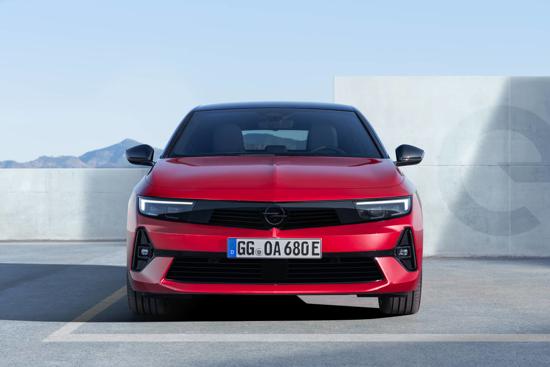 Opel Astra Sports Tourer Electrico 2023 01