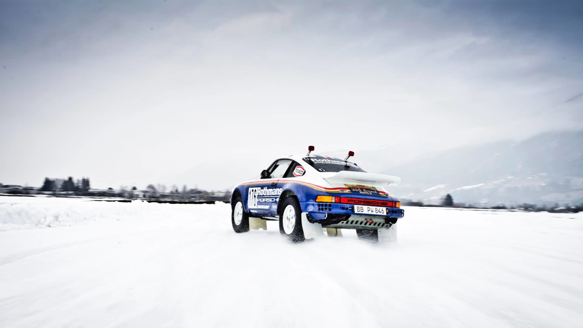 Porsche 953 Dakar 13