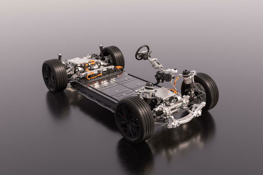 premium-platform-electric-ppe-porsche-noresizing-03-636e53ce701d8-1024x683.jpg
