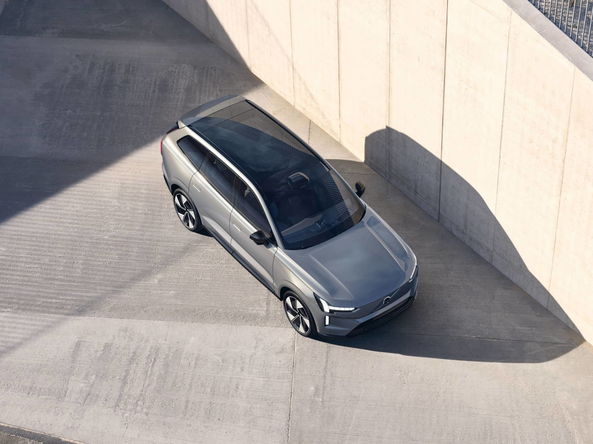 Volvo Ex90